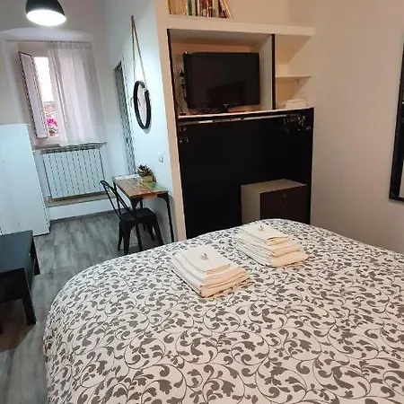 Residenza La Mandorla דירה פרוג'ה